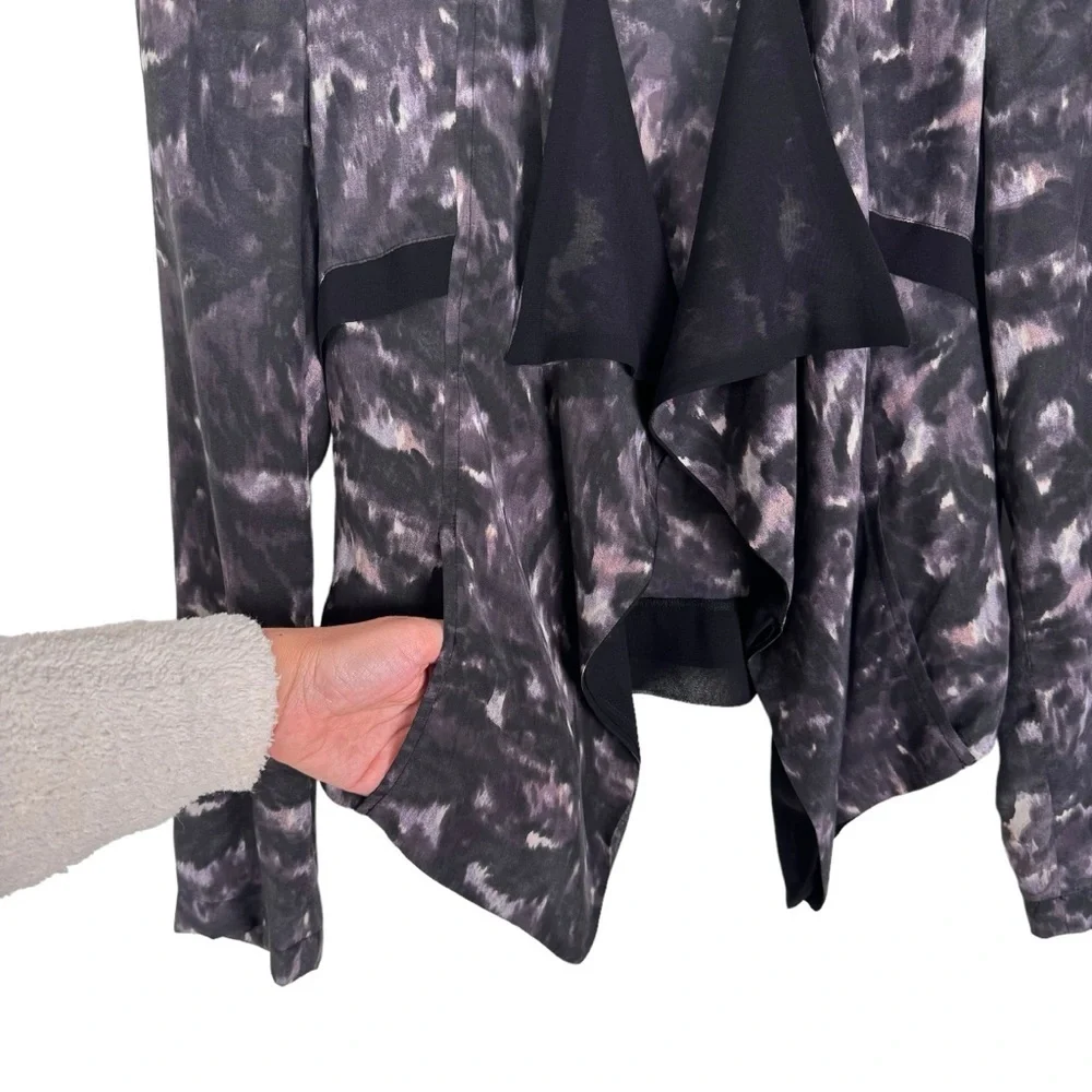 Urban Outfitters Silk Cardigan Jacket M Gray Vampire Dark Romantic Gothic Witch‎